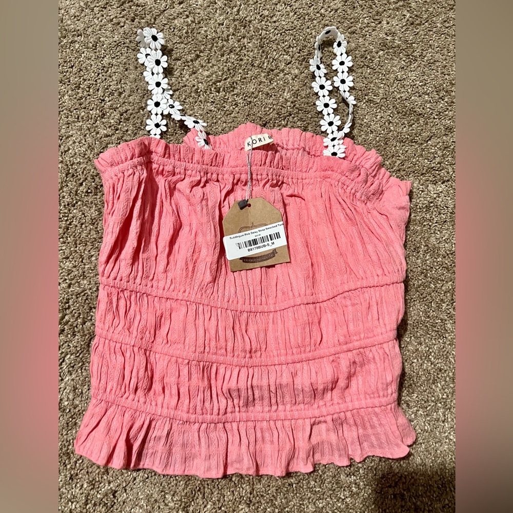 Boutique tank size medium